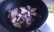 「美味可口」土豆烧肉做法图解5)