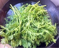 可口的麻将茼蒿做法图解2)