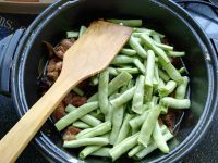 色香味俱全的排骨炖豆角做法图解11)