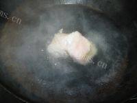 味道不错的青椒炒肉做法图解2)