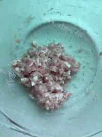 色香味浓的肉末豆腐做法图解1)