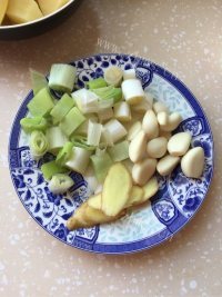 美味西北大盘鸡做法图解4)