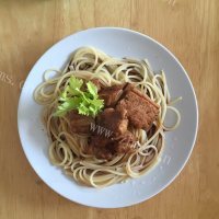 美味炸酱排骨意面做法图解6)
