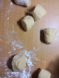 很有食欲的花生酥饼做法图解3)