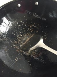 回味无穷的爆炒牛肉做法图解7)