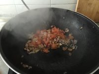 回味无穷的番茄肉酱意大利面的做法图解七