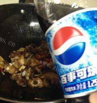 十分诱人的可乐排骨做法图解11)