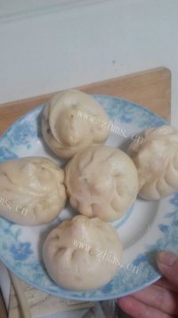 好吃的西葫素包子做法图解12)