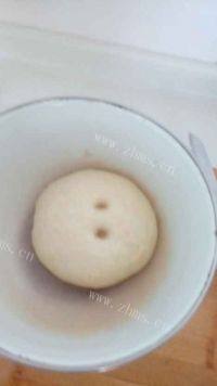 美味的香蕉披萨做法图解2)