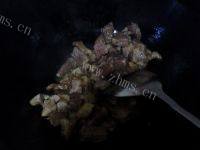 营养丰富番茄土豆炖牛腩做法图解8)