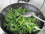 家常菜辣炒空心菜做法图解4)