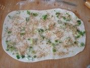 色味俱全的香酥手抓饼做法图解2)