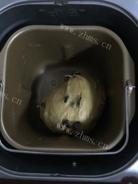 美味红糖话梅吐司做法图解8)