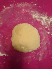 自制肉松火腿面包做法图解5)