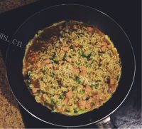 美味方便面蛋饼做法图解4)