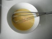 漂亮的紫薯慕斯杯子蛋糕做法图解16)