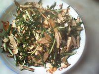 香香的韭菜炒豆干