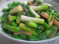 家常菜大蒜炒肉丝