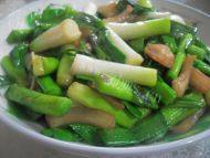家常菜大蒜炒肉丝