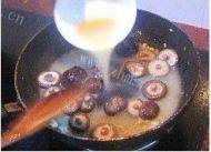 「绿色食物」香菇油菜做法图解7)