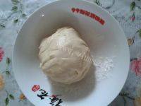 自己做的肉松面包卷做法图解2)
