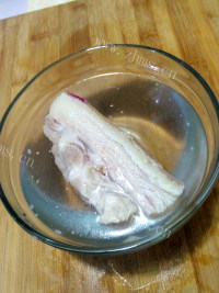 美味的白肉血肠做法图解3)