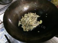 美味的爆炒黄贝肉做法图解5)