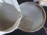 养颜黑芝麻核桃豆浆做法图解7)