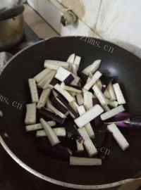特色美食茄子豆角做法图解3)