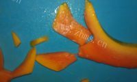 美味的小海狮水果拼盘做法图解4)
