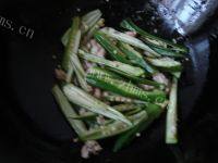 营养的秋葵炒牛肉