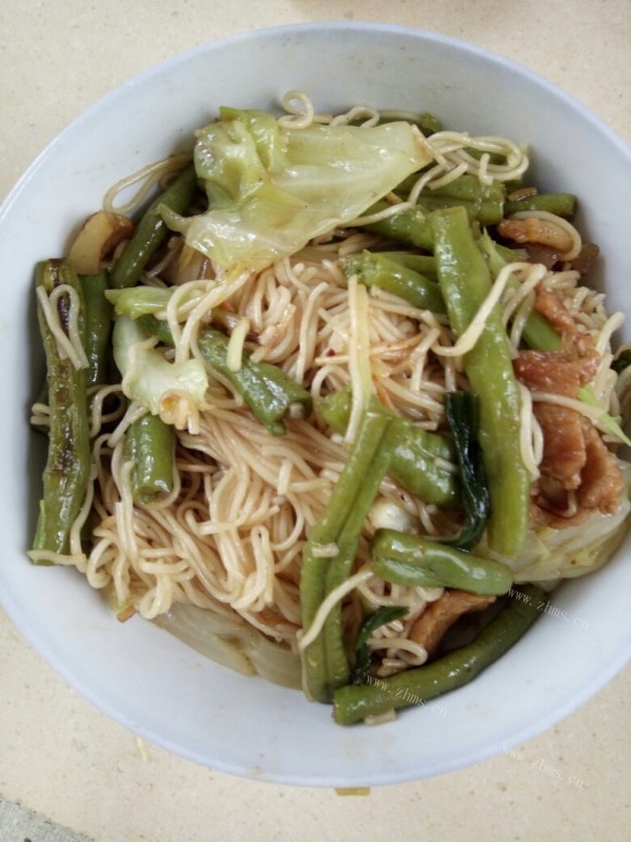 好吃的豆角焖面