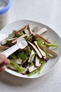 家常菜香辣豆干做法图解6)