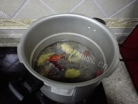 好吃的香辣卤鸡腿做法图解4)