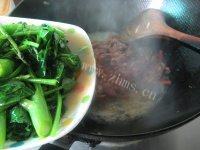 家常菜芥蓝炒牛肉做法图解12)