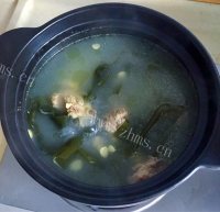 好喝的杏仁海带排骨汤的做法图解六
