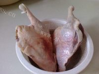美味的香酥鸭腿做法图解2)