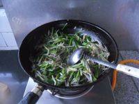 最爱的韭菜炒绿豆芽的做法图解八