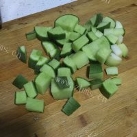 美味的萝卜羊肉汤做法图解2)