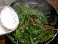 「首发」蒜蓉油麦菜做法图解9)