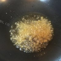 美味沙茶酱炒田螺做法图解5)