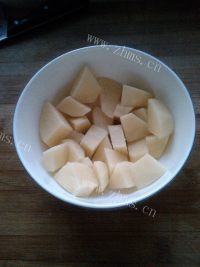 好吃的腐乳豆豉鸡翅煲做法图解7)