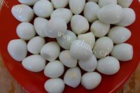 美味的糖醋鹌鹑蛋做法图解4)