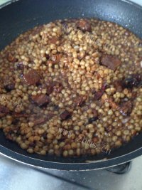 美味的红烧肉麦仁做法图解9)