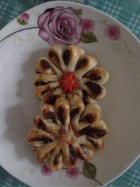 自制枣泥菊花酥