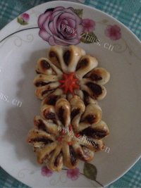 自制枣泥菊花酥