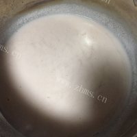美味的草莓奶昔做法图解4)
