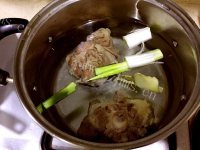 鲜浓速冻牛尾汤做法图解3)