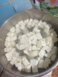 美味的麻辣豆腐做法图解1)