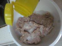 鲜嫩的香菇肉丸做法图解5)